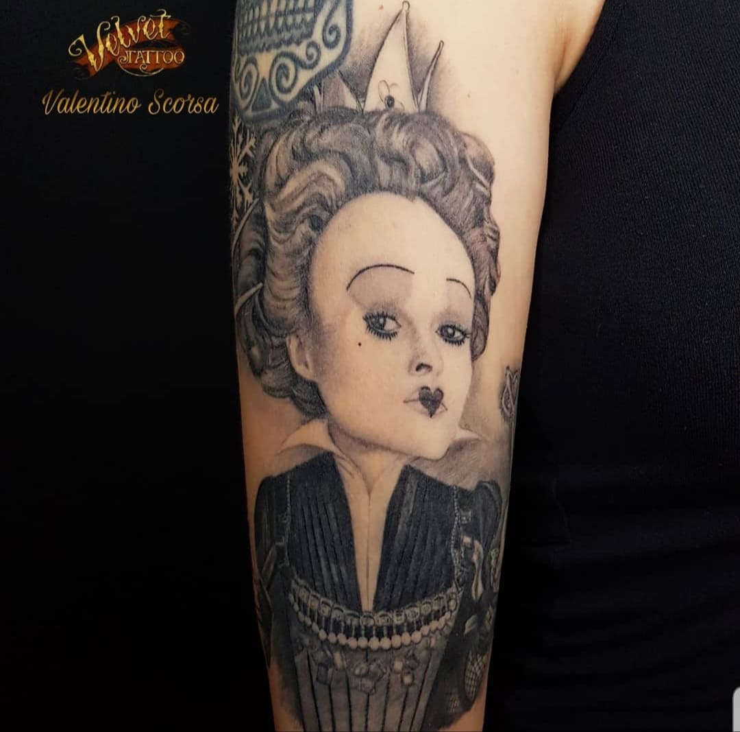 Velvet Tattoo Studio Forlì Velvet Tattoo Studio Forlì – Tatuaggio